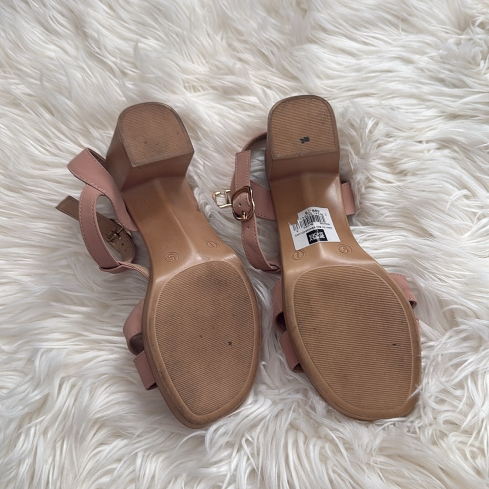Preloved - Picture 4 of 6